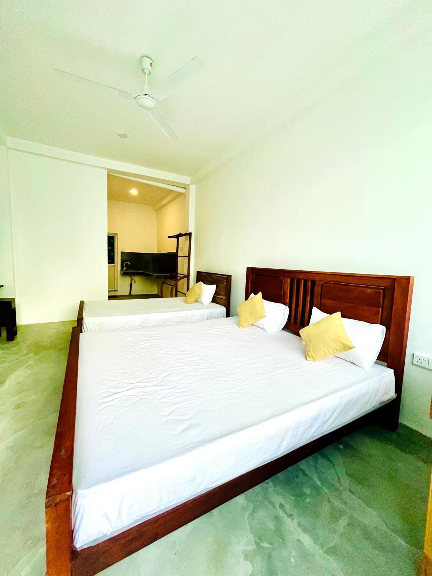Ferienwohnung Surf&Salt Weligama Exterior foto